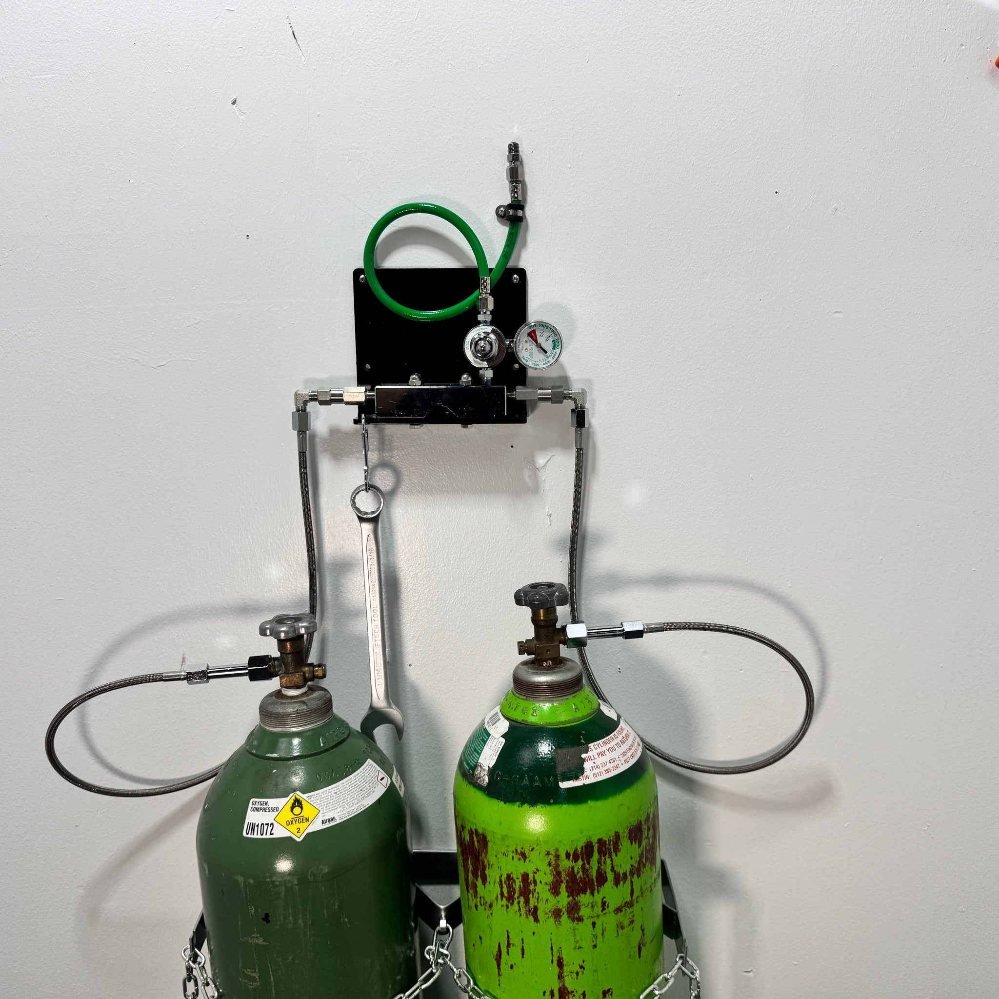 Oxygen Tank Manifold